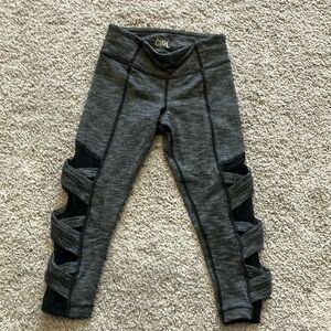 Athleta girl capri leggings